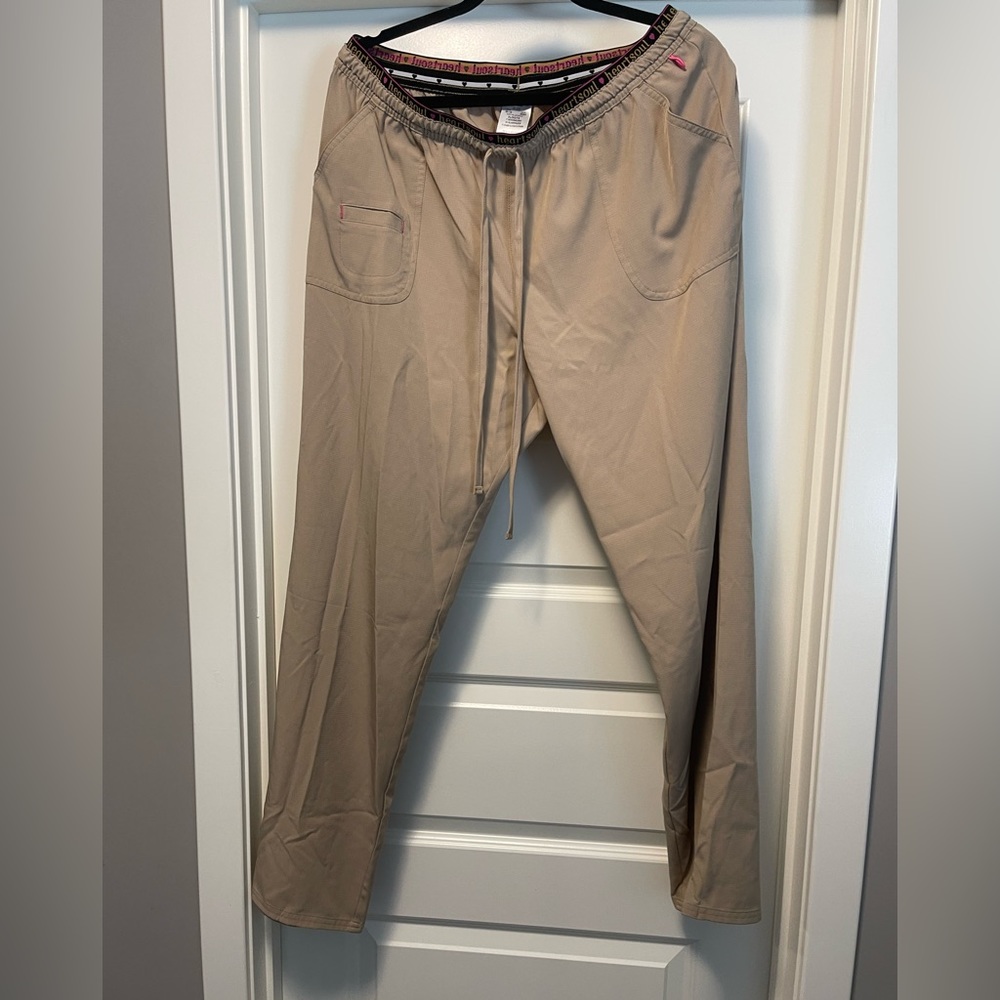 HeartSoul scrub bottoms • khaki • XL